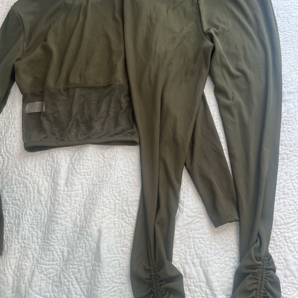 Love Olive Ribbed Top - Picture 3 of 7